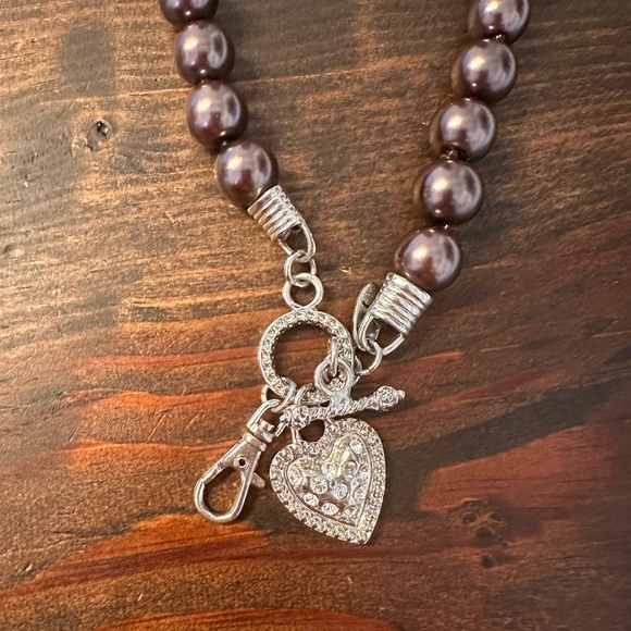 Jewel Kade Brown Pearl Charm Toggle Necklace - Picture 2 of 2